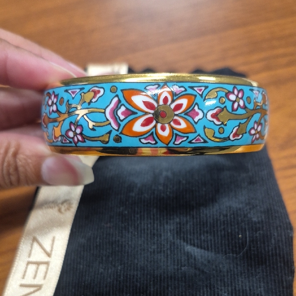 Blue Floral Enamel Bangle Bracelet - Picture 3 of 6